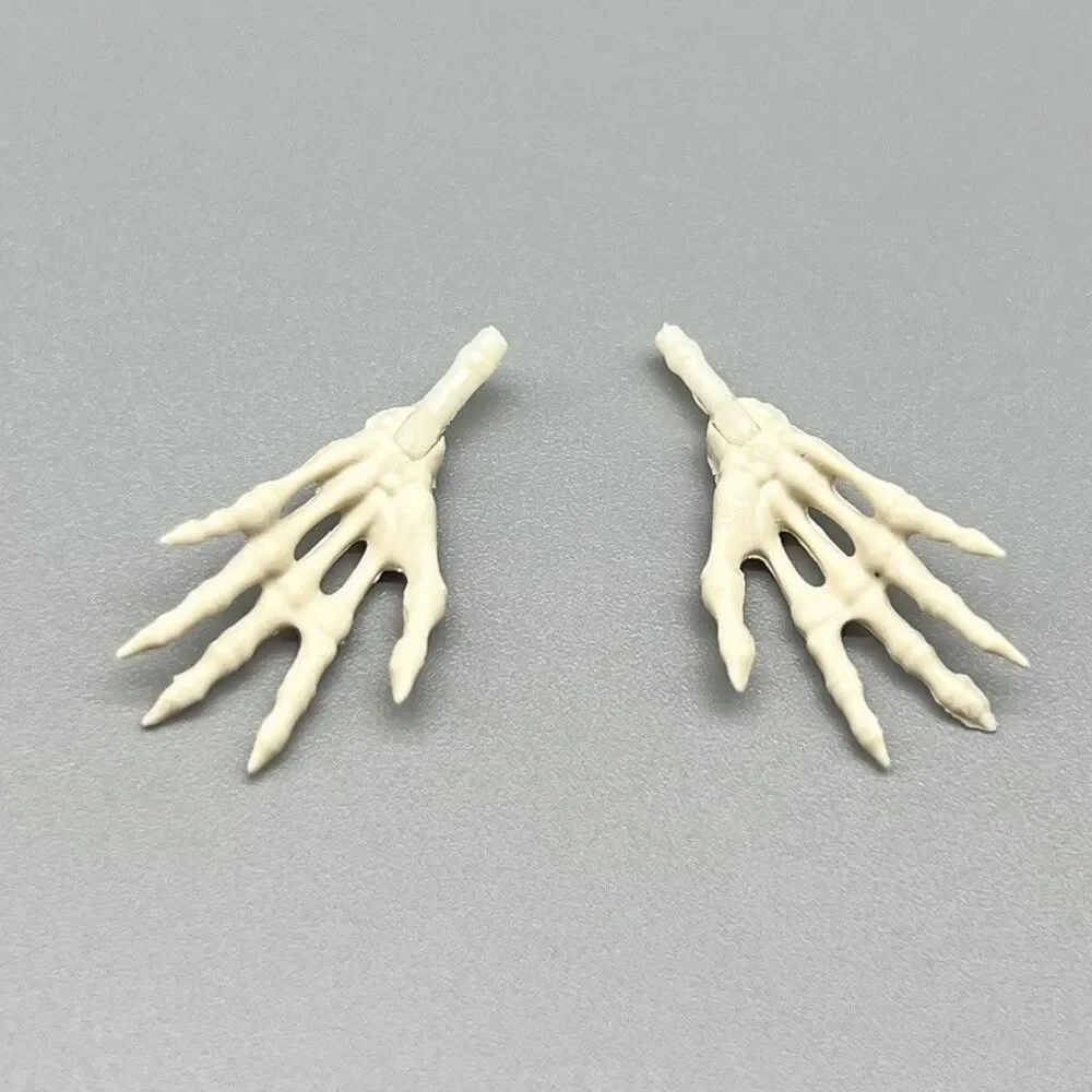 Monster High Skelita Calaveras G1 Signature Scaris Replacement Right & Left Hand